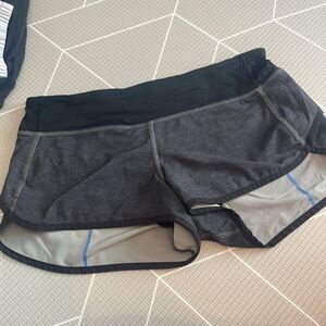 Lululemon size 6 shorts